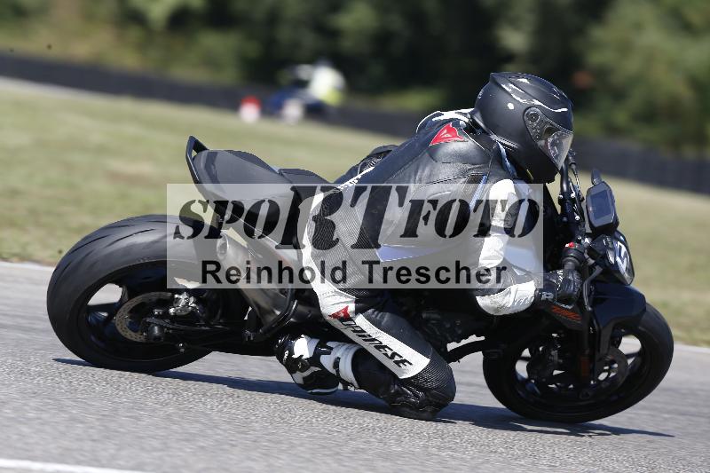 Archiv-2025/49 26.08.2025 Cornu Master School ADR/blau-bleu/50